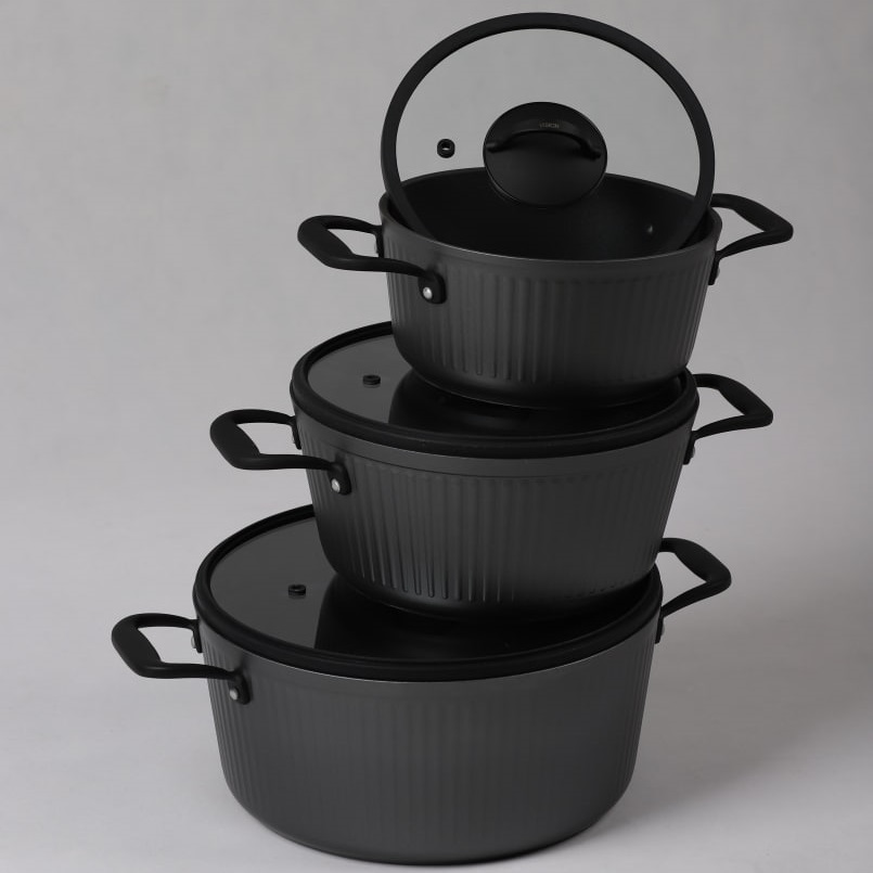 Photo of beautifully
            arranged food